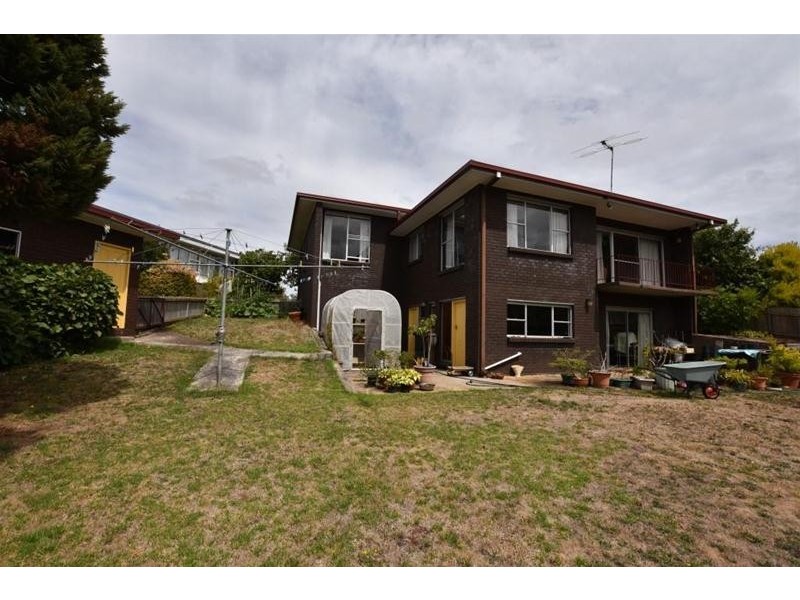 11 Panorama Place, Deloraine TAS 7304