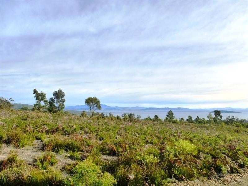 1-18 Five Island Estate, Sloping Main TAS 7186