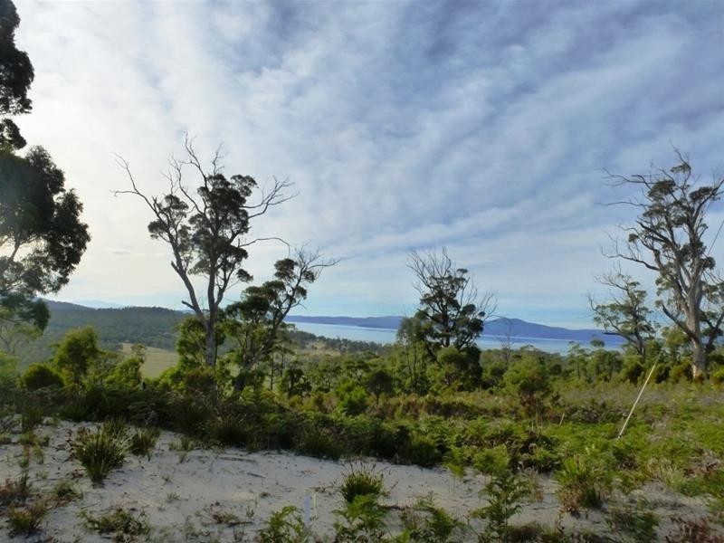 1-18 Five Island Estate, Sloping Main TAS 7186