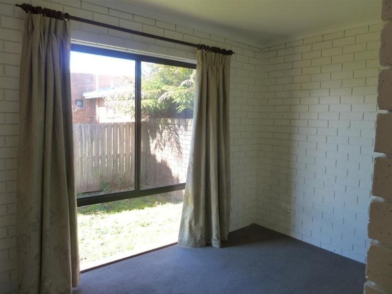 2/21 Landsdowne Place, Deloraine TAS 7304