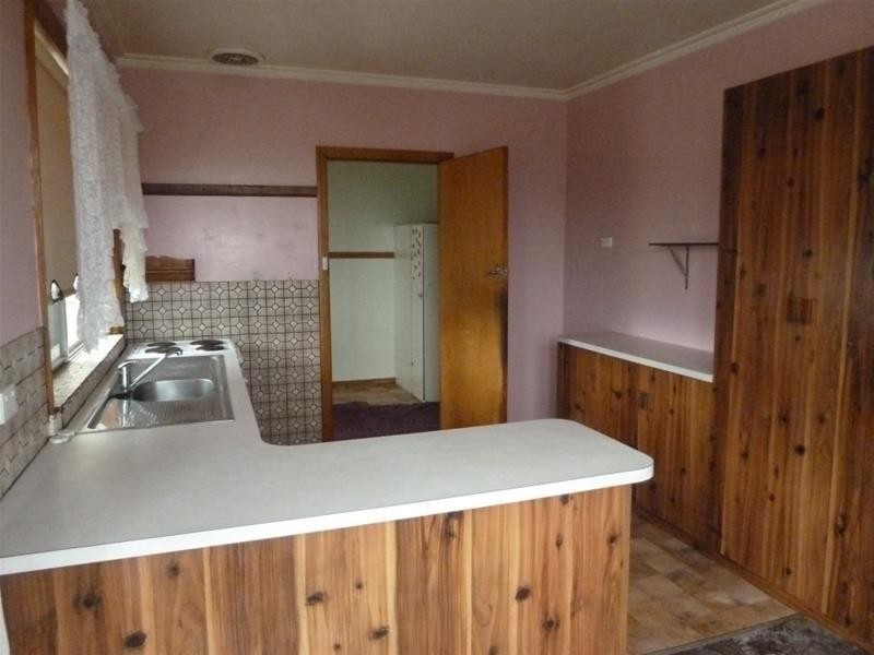 5284 Bass Highway, Deloraine TAS 7304