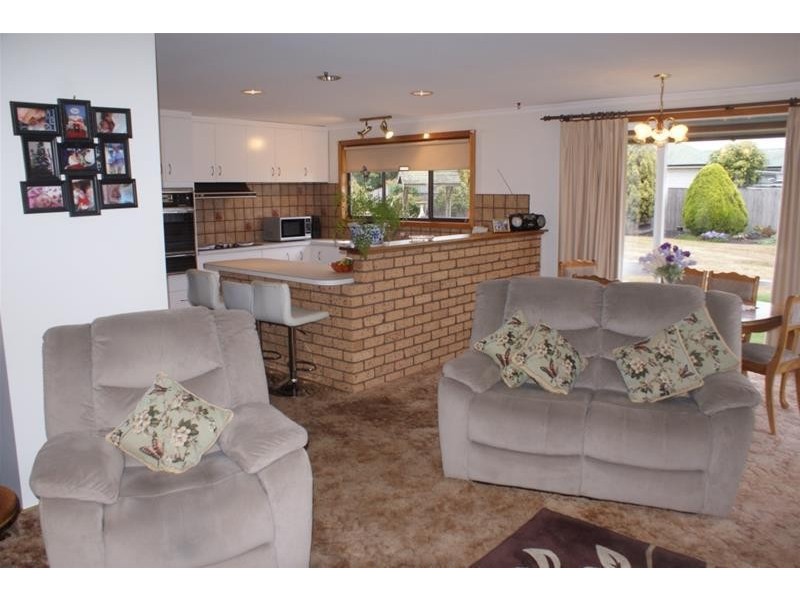 13 Meander Valley Road, Westbury TAS 7303