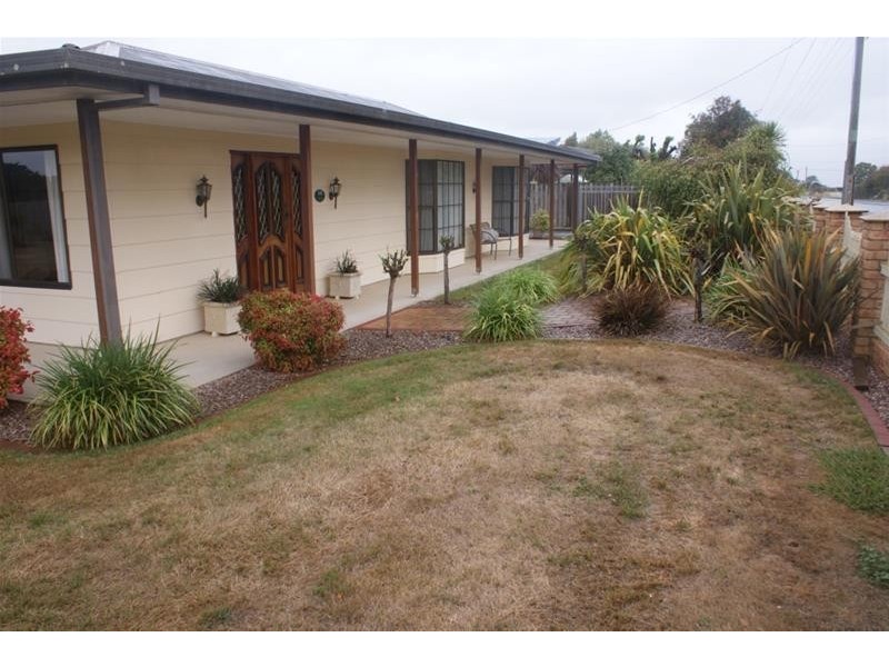 13 Meander Valley Road, Westbury TAS 7303