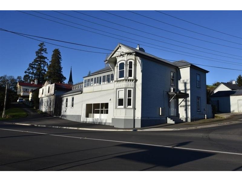 1/8 East Parade, Deloraine TAS 7304