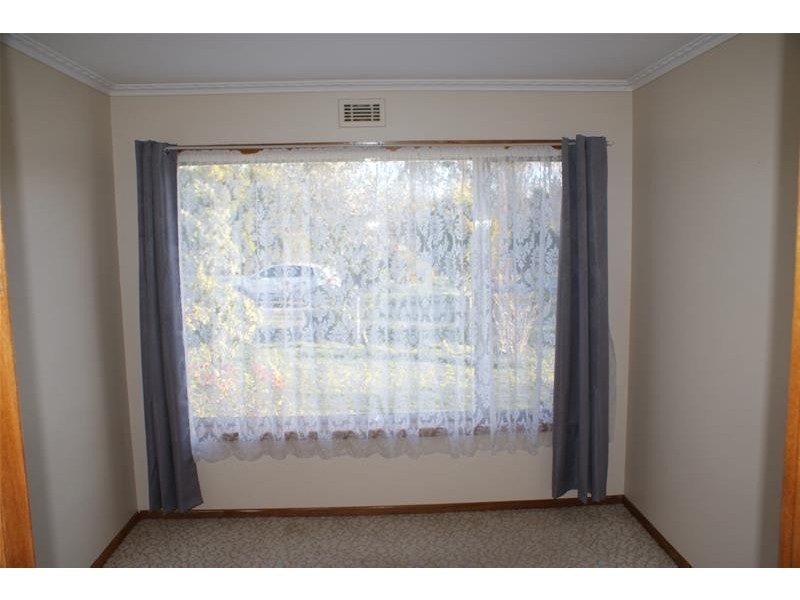 5284  Bass Highway, Deloraine TAS 7304