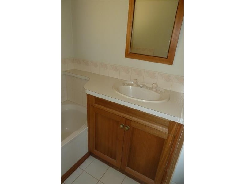 1/4 Bonney Street, Deloraine TAS 7304