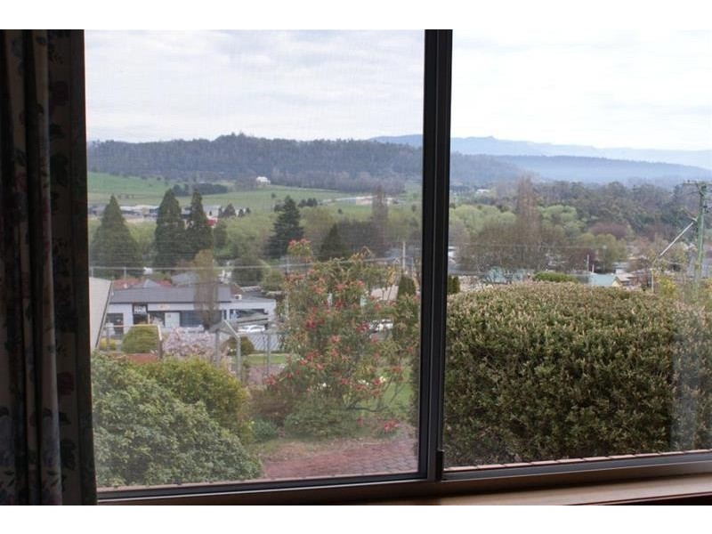 5  Panorama Place, Deloraine TAS 7304