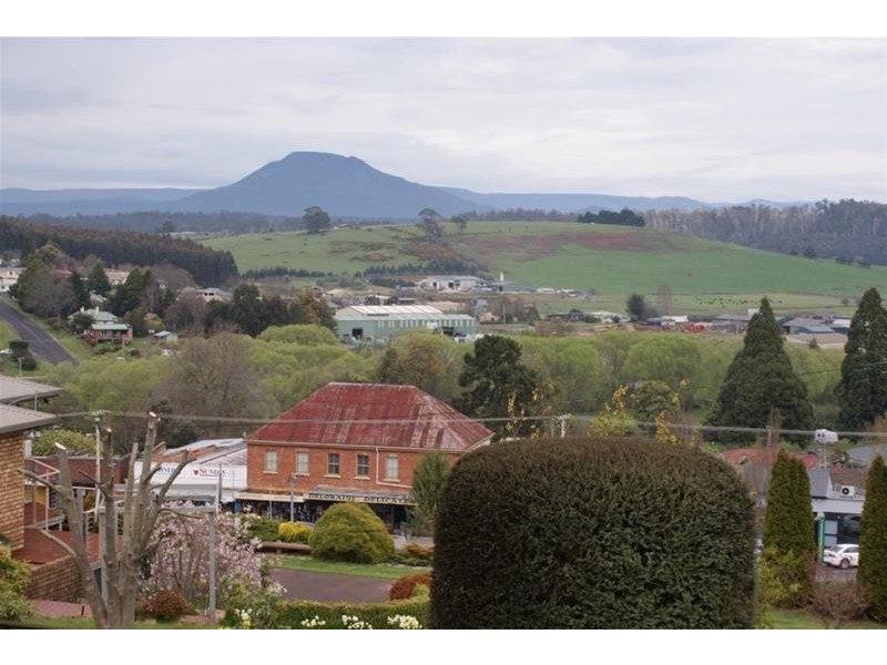 5  Panorama Place, Deloraine TAS 7304