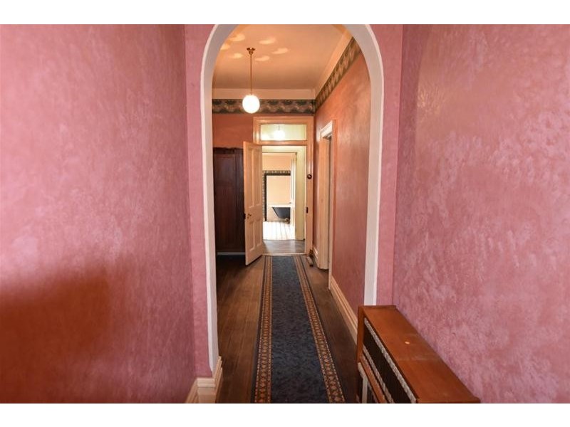 17 West Barrack Street, Deloraine TAS 7304