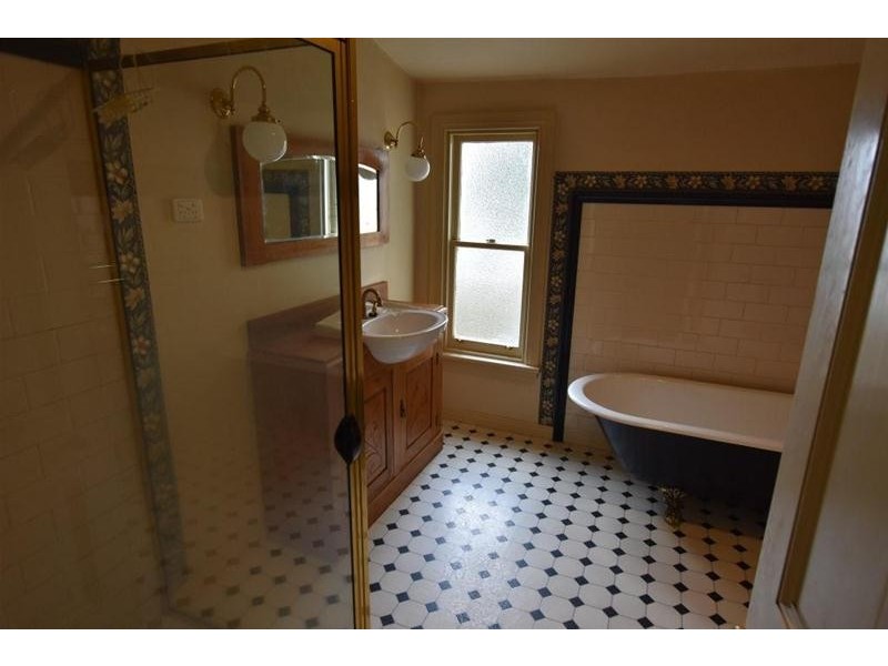 17 West Barrack Street, Deloraine TAS 7304