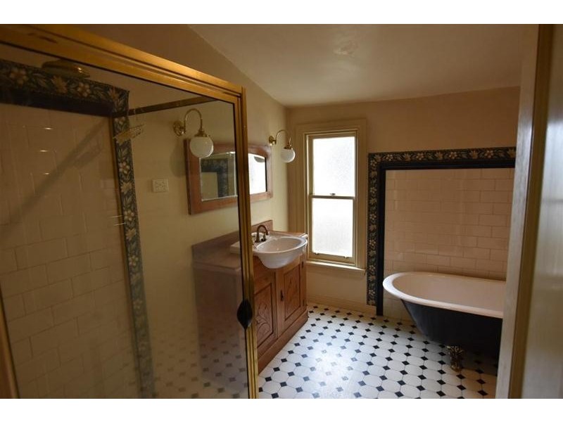 17 West Barrack Street, Deloraine TAS 7304