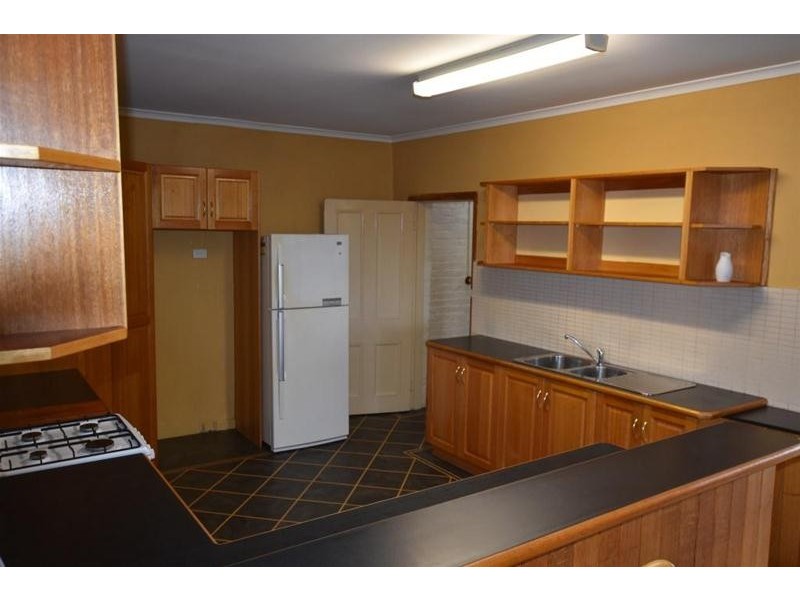 17 West Barrack Street, Deloraine TAS 7304