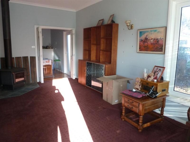 1, 173  River Road, Deloraine TAS 7304