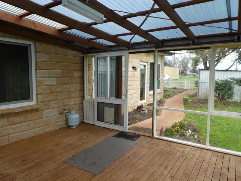 1, 173  River Road, Deloraine TAS 7304