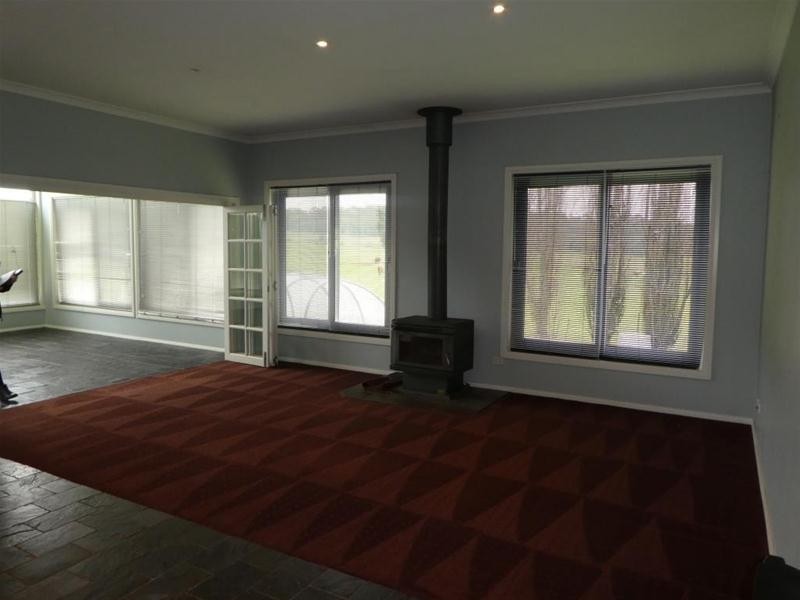 1, 173  River Road, Deloraine TAS 7304