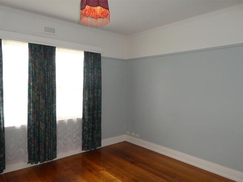 1, 173  River Road, Deloraine TAS 7304