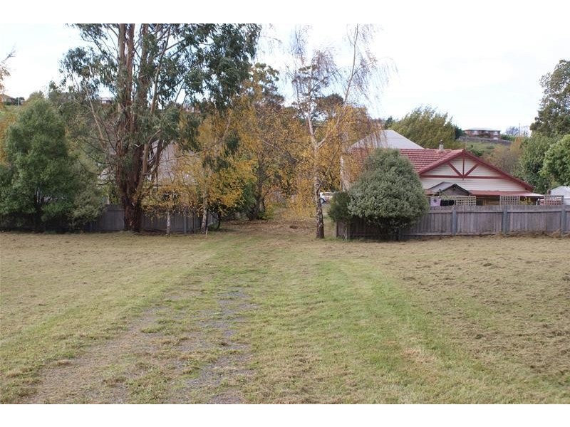 32a West Barrack Street, Deloraine TAS 7304