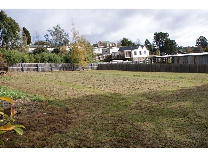 32a West Barrack Street, Deloraine TAS 7304
