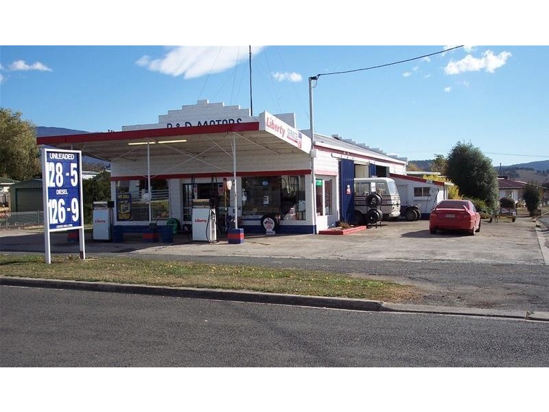 8 Caveside Road, Mole Creek TAS 7304