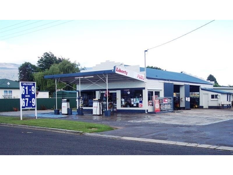 8 Caveside Road, Mole Creek TAS 7304