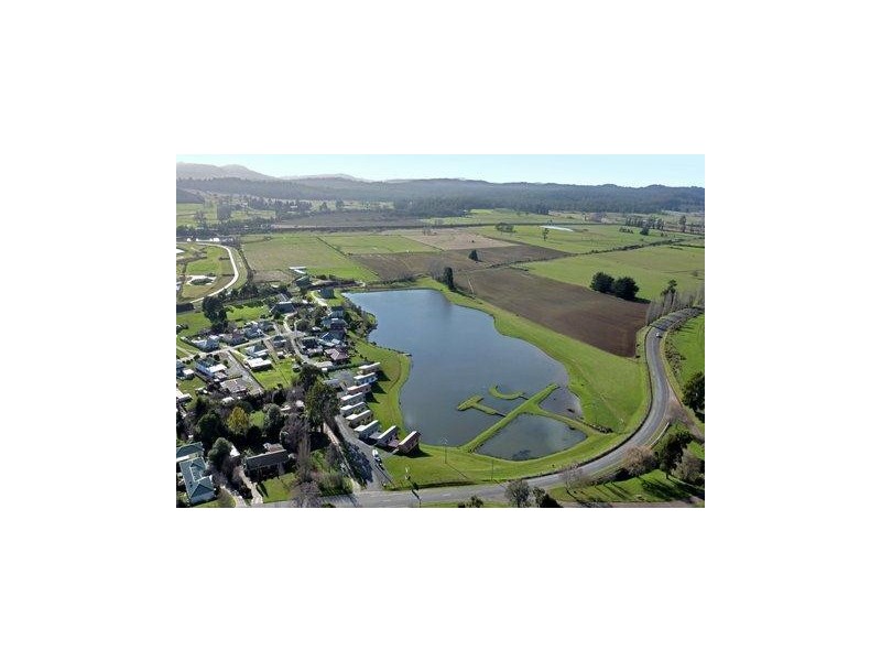 54 Meander Valley Road, Deloraine TAS 7304