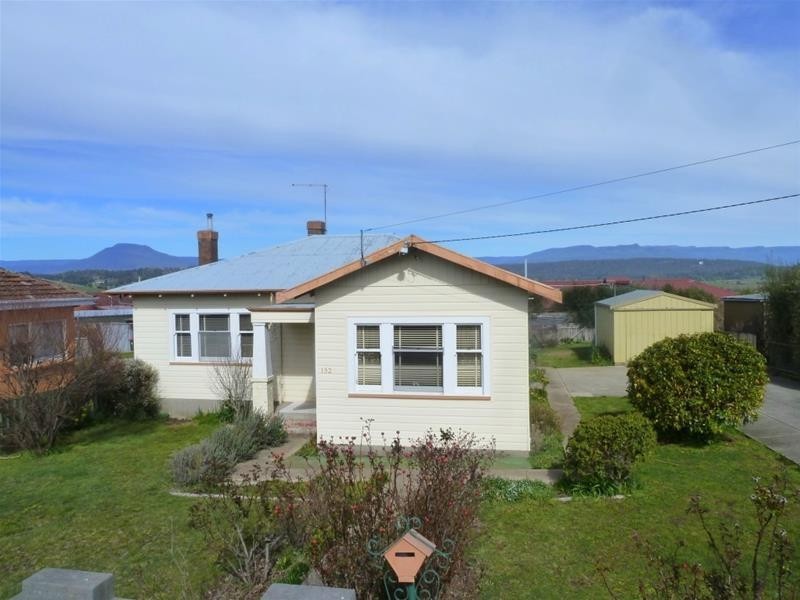132 Emu Bay Road, Deloraine TAS 7304