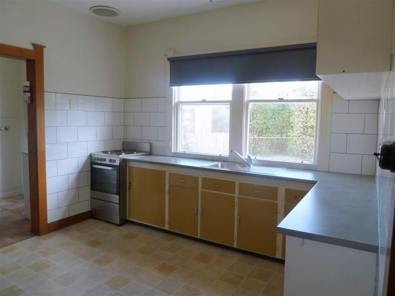 132 Emu Bay Road, Deloraine TAS 7304