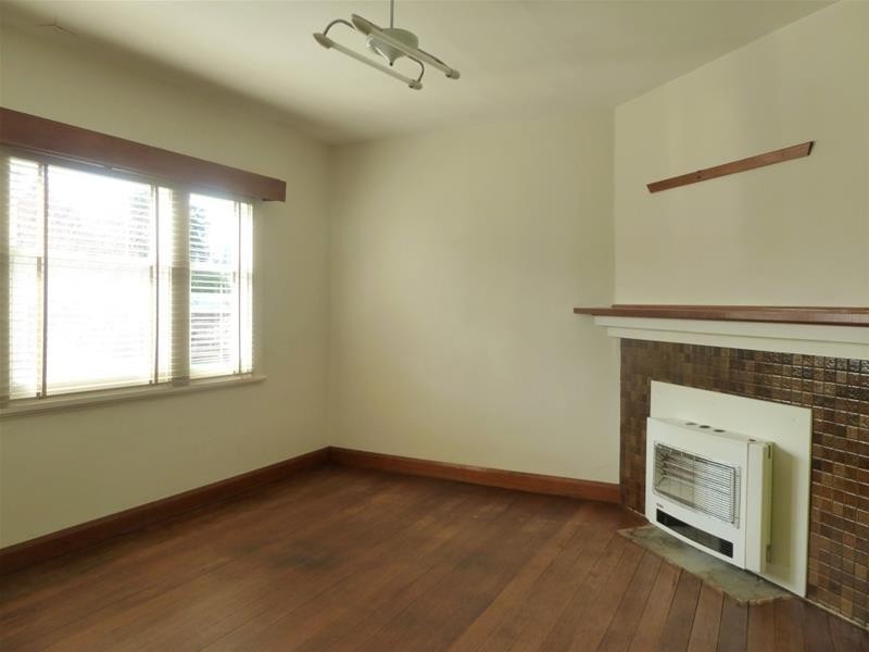 132 Emu Bay Road, Deloraine TAS 7304