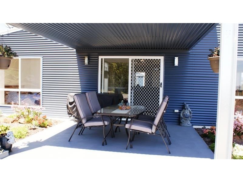 Elizabeth Town TAS 7304