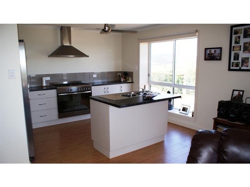 Elizabeth Town TAS 7304