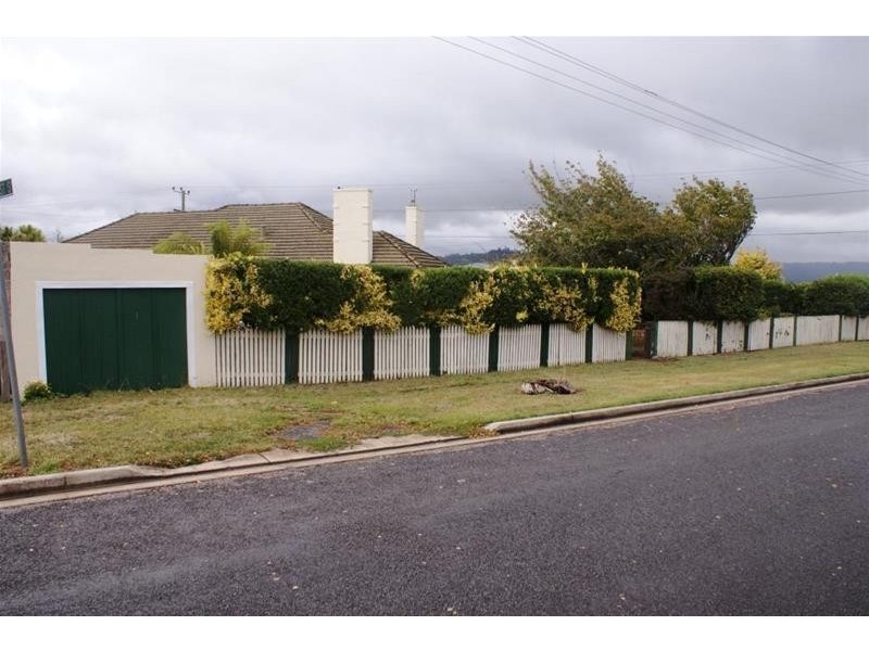 97 Emu Bay Road, Deloraine TAS 7304