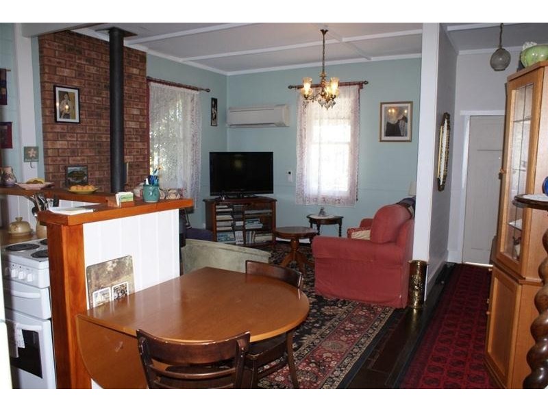 76 West Goderich Street, Deloraine TAS 7304