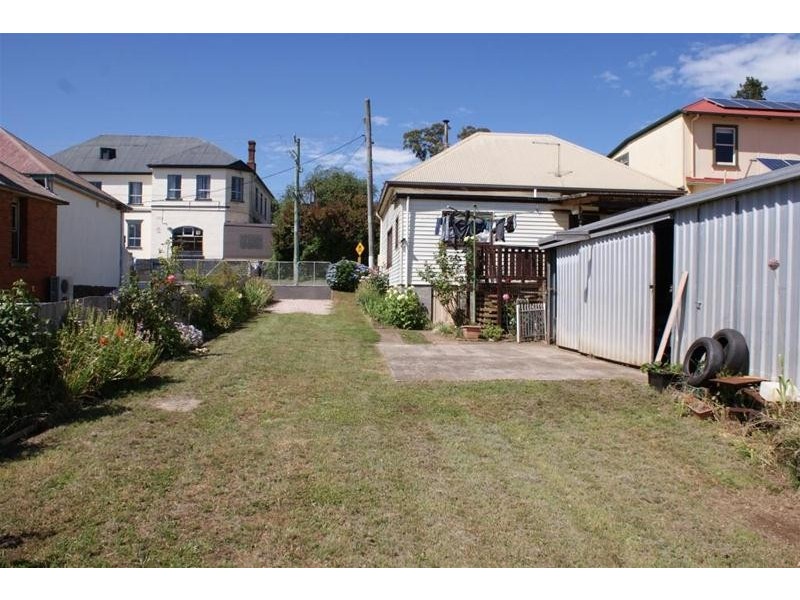 14 Meander Valley Road, Deloraine TAS 7304