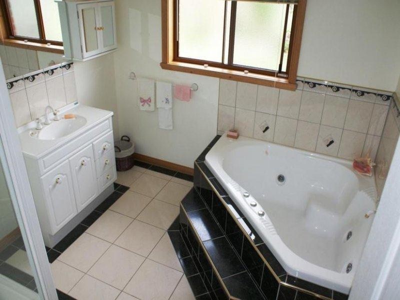 16 Seymour Street, Carrick TAS 7291