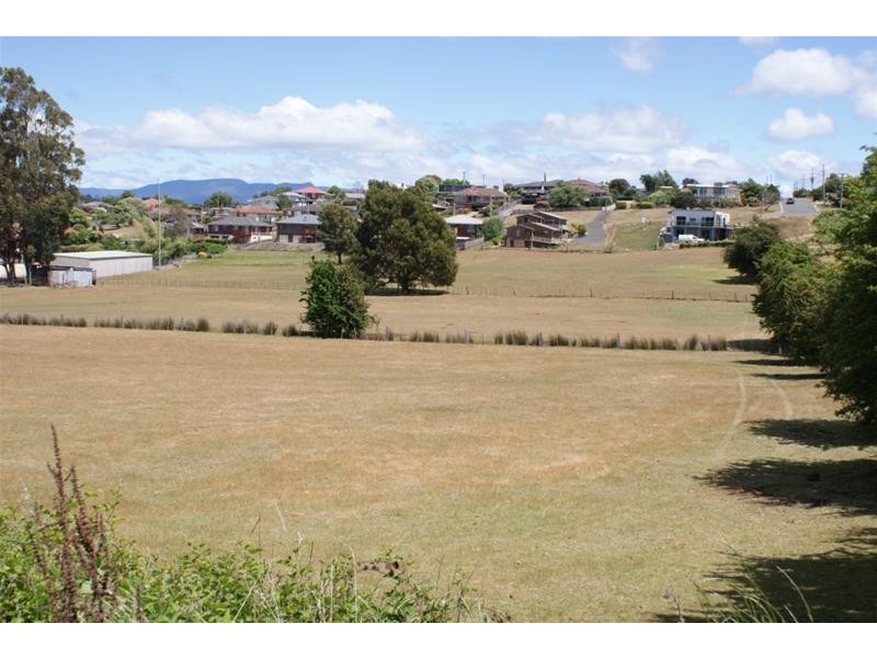 60 West Barrack Street, Deloraine TAS 7304