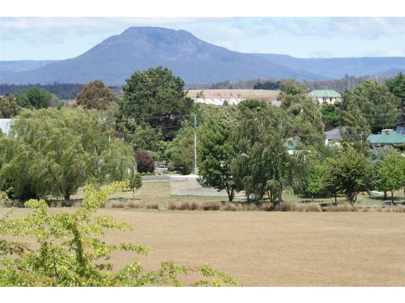 60 West Barrack Street, Deloraine TAS 7304