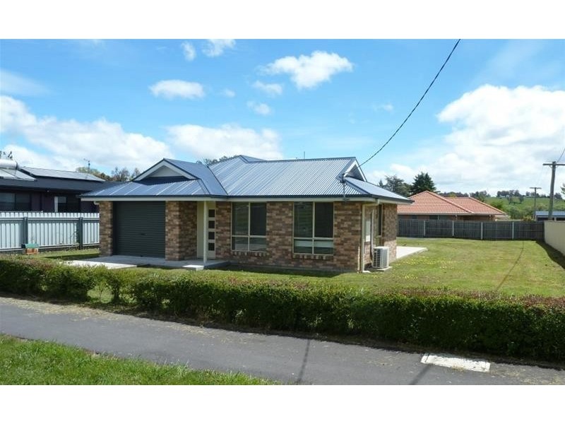 8 William Street, Westbury TAS 7303