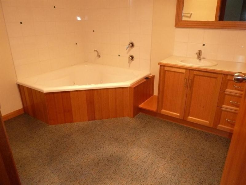 10 Alison Court, Westbury TAS 7303