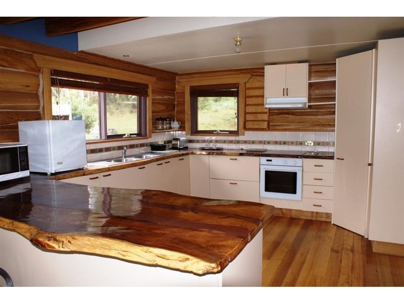 5924  Bass Highway, Elizabeth Town TAS 7304