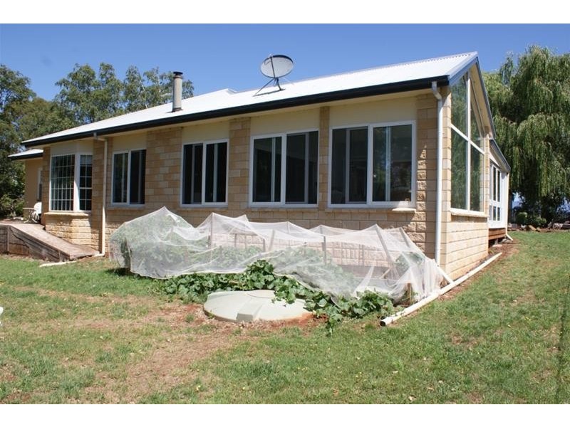 173 River Road, Deloraine TAS 7304