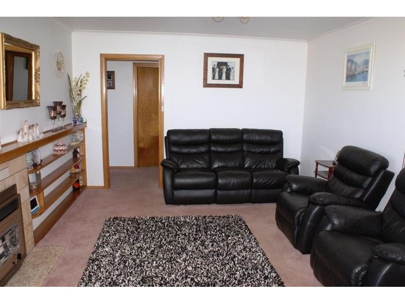 35 Gay Street, Deloraine TAS 7304