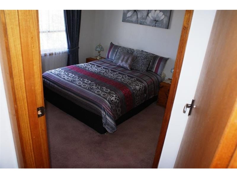 35 Gay Street, Deloraine TAS 7304