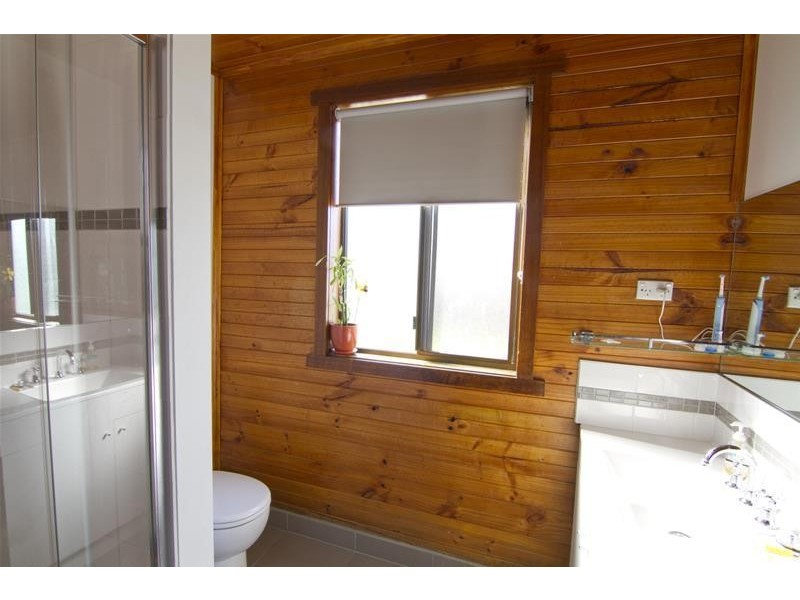 105 Meander Valley Road, Westbury TAS 7303