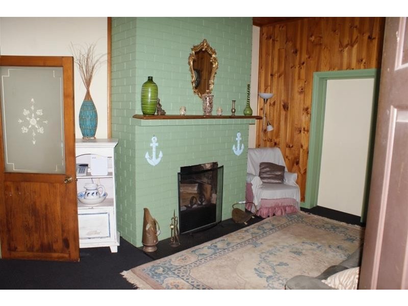 42 Pioneer Drive, Mole Creek TAS 7304