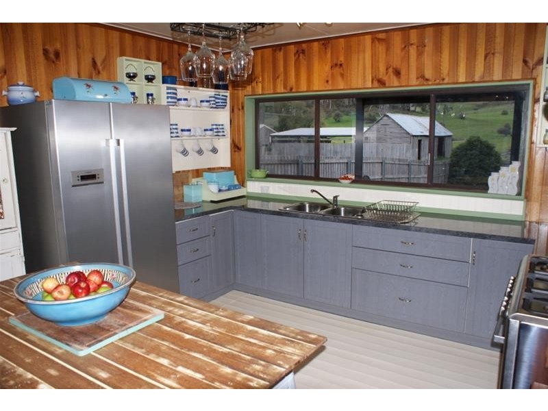 42 Pioneer Drive, Mole Creek TAS 7304