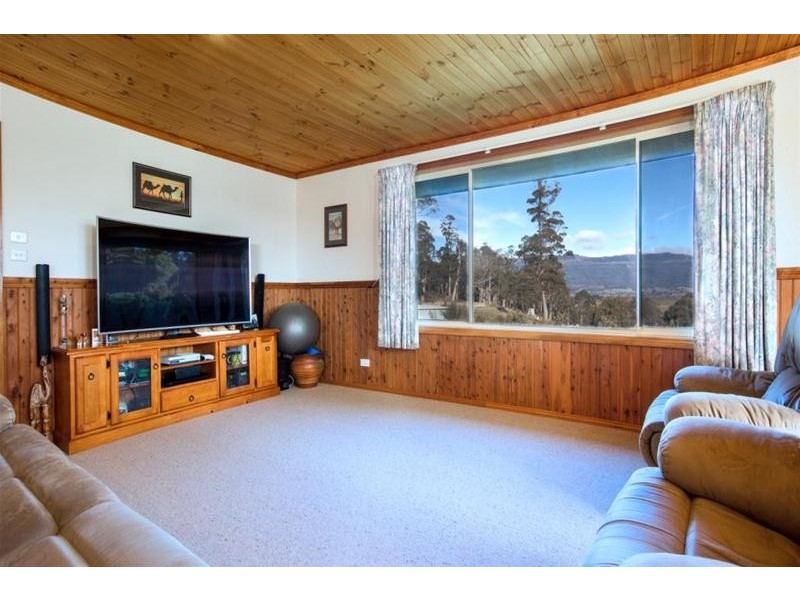 143  Jones Street South, Chudleigh TAS 7304