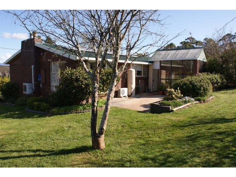 33 Samuel Street, Elizabeth Town TAS 7304