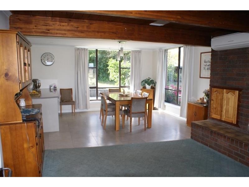 33 Samuel Street, Elizabeth Town TAS 7304