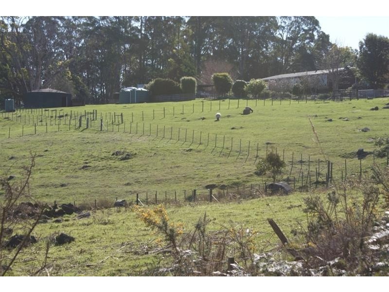 33 Samuel Street, Elizabeth Town TAS 7304