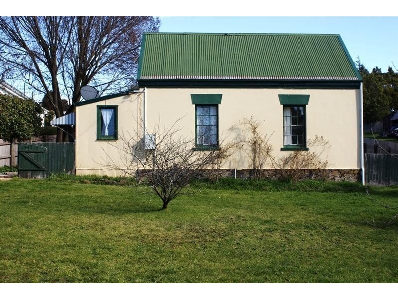 28 West Barrack Street, Deloraine TAS 7304